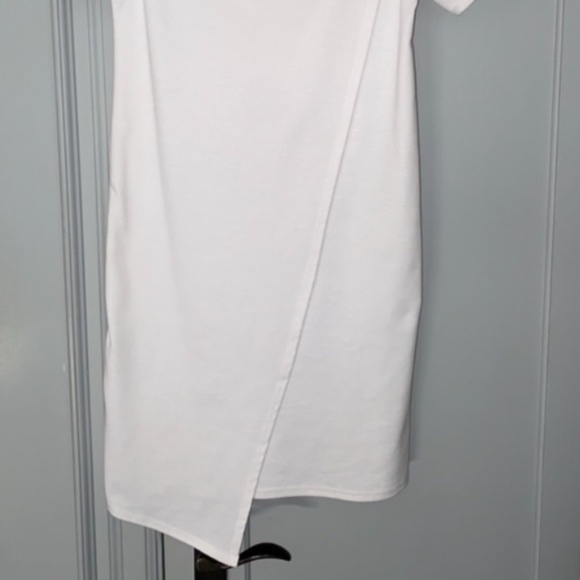 MISSGUIDED Women's Asymmetrical T-Shirt Dress in White (NWOT)│Size Small - Picture 16 of 17
